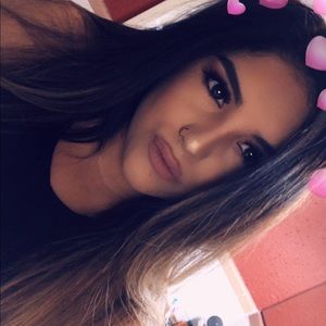 Meet your Posher, Deandra